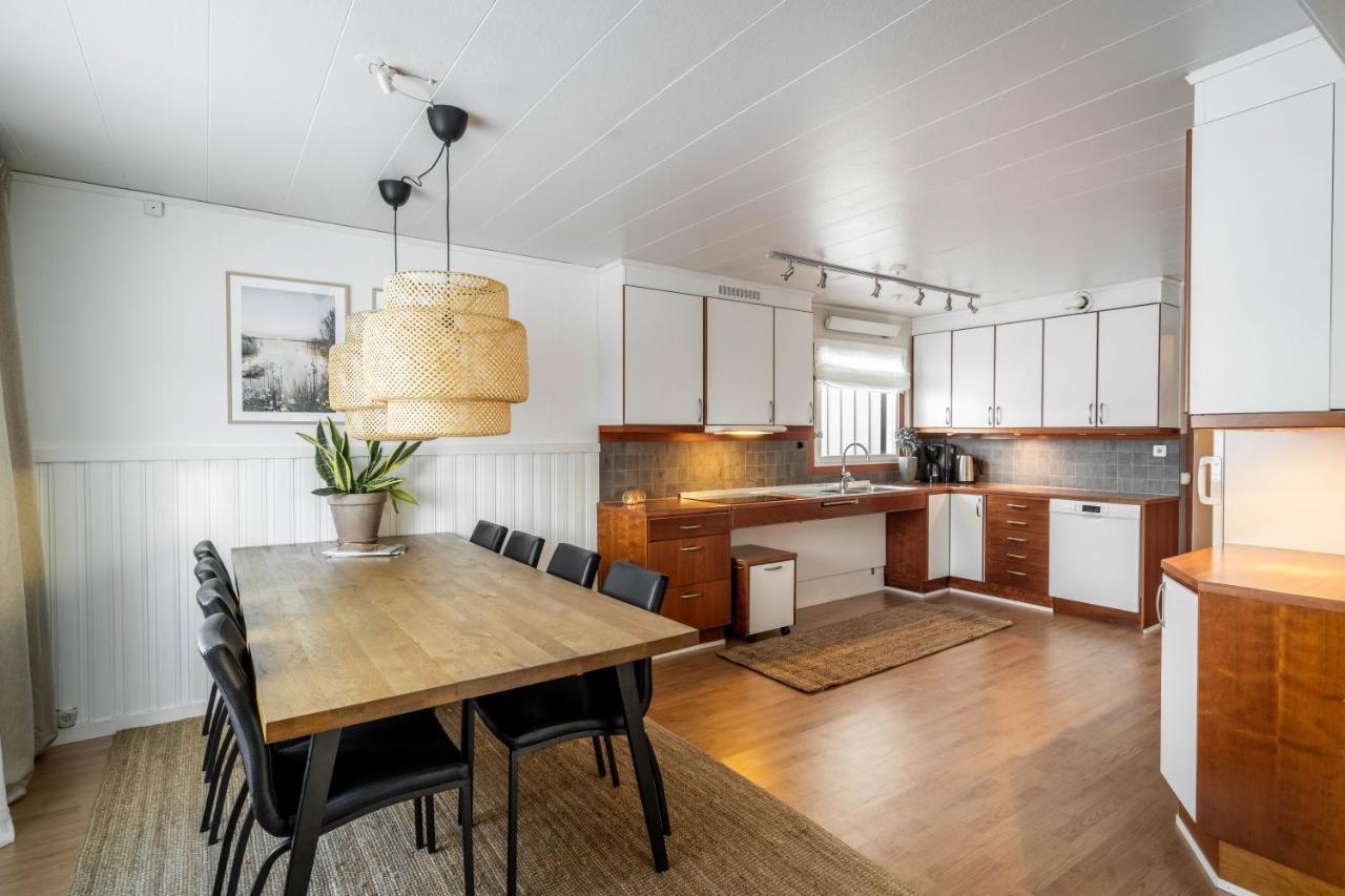 Spacious Villa Located In Beautiful High Coast Domsjo Bagian luar foto
