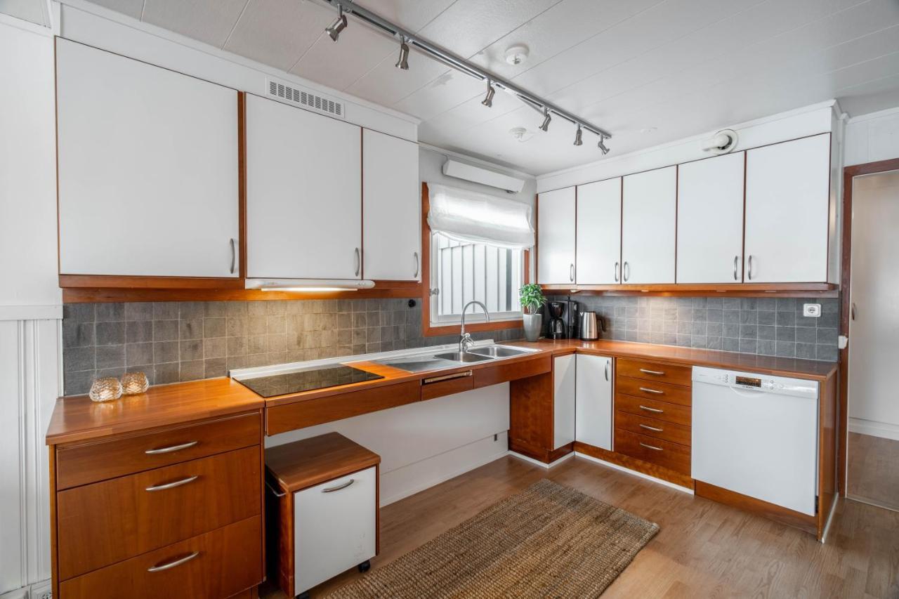Spacious Villa Located In Beautiful High Coast Domsjo Bagian luar foto