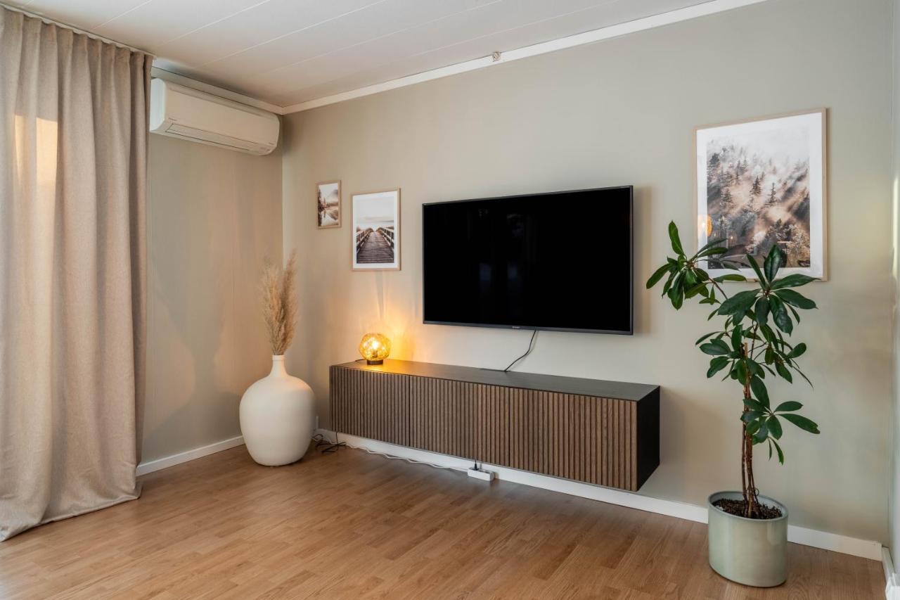 Spacious Villa Located In Beautiful High Coast Domsjo Bagian luar foto